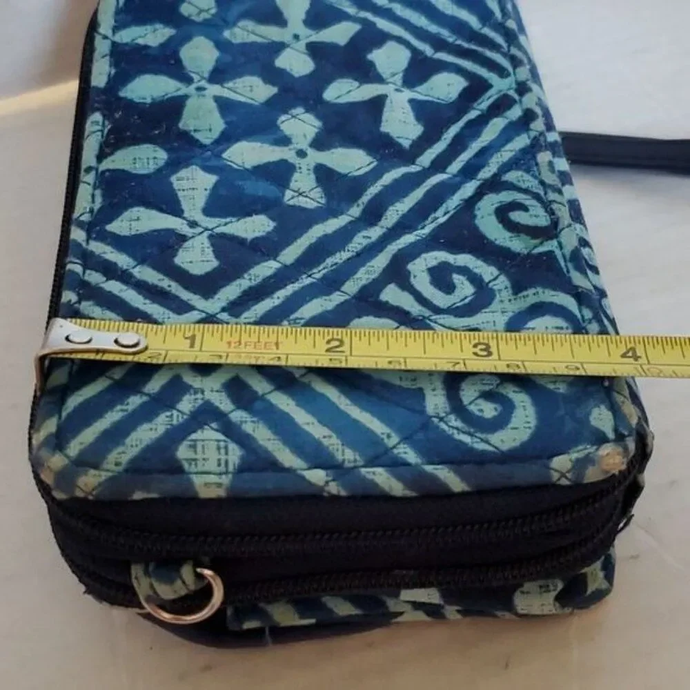 Vera Bradley Wallet Clutch Wristlet Zip Around Blue Cuban Tiles Women's Woman's - Picture 10 of 16